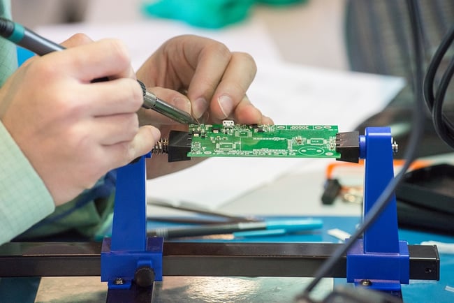 Hand Soldering Why It???s the Right Call For Your PCB Assembly